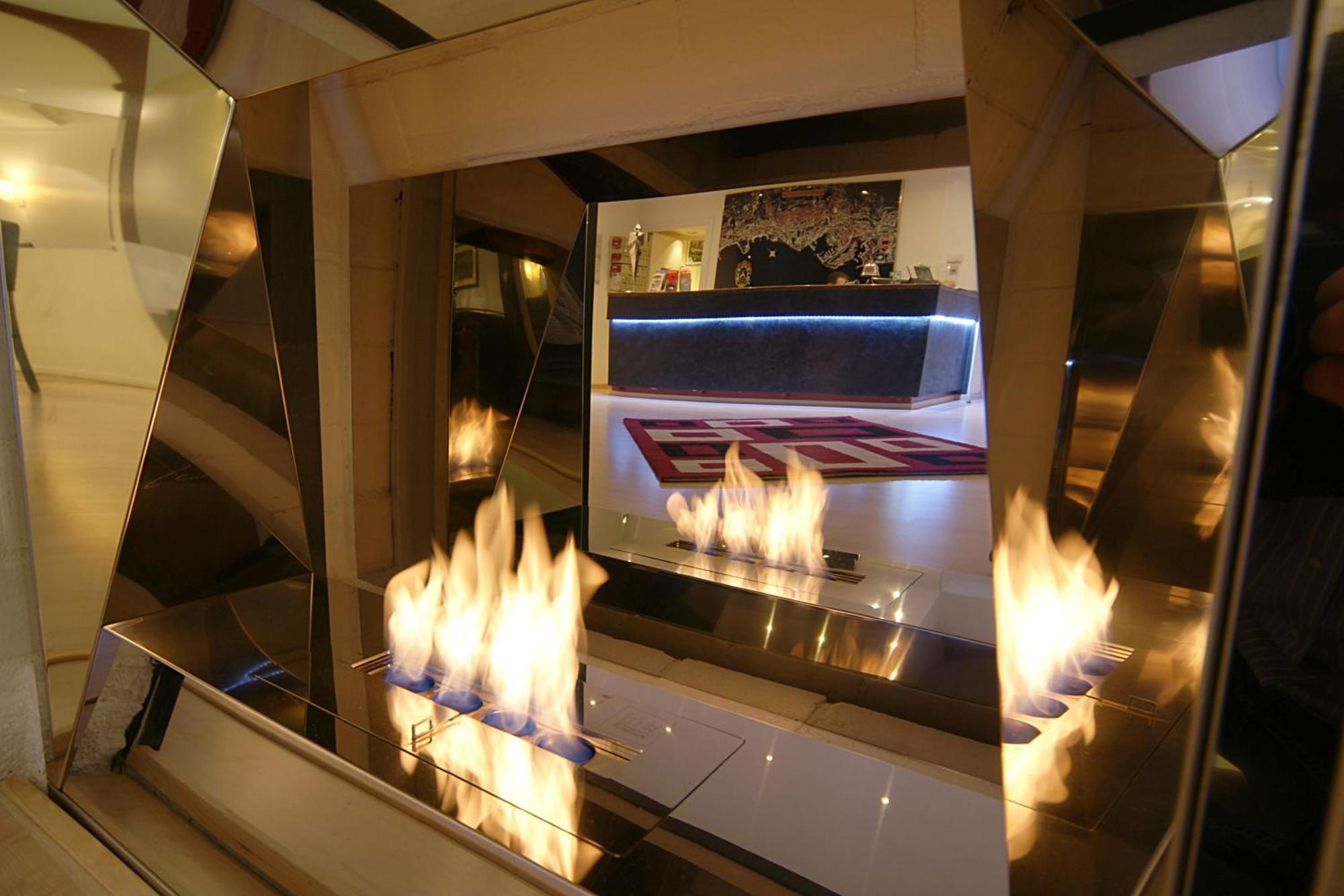 Hotel Ambassador-monaco 3*