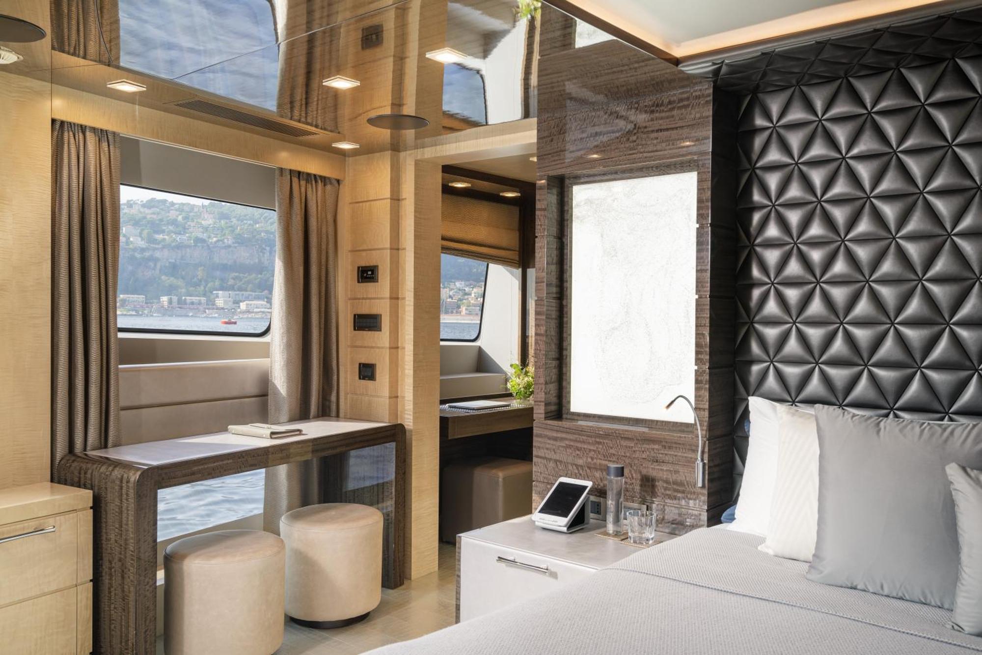 C-hotels Edesia Botel
