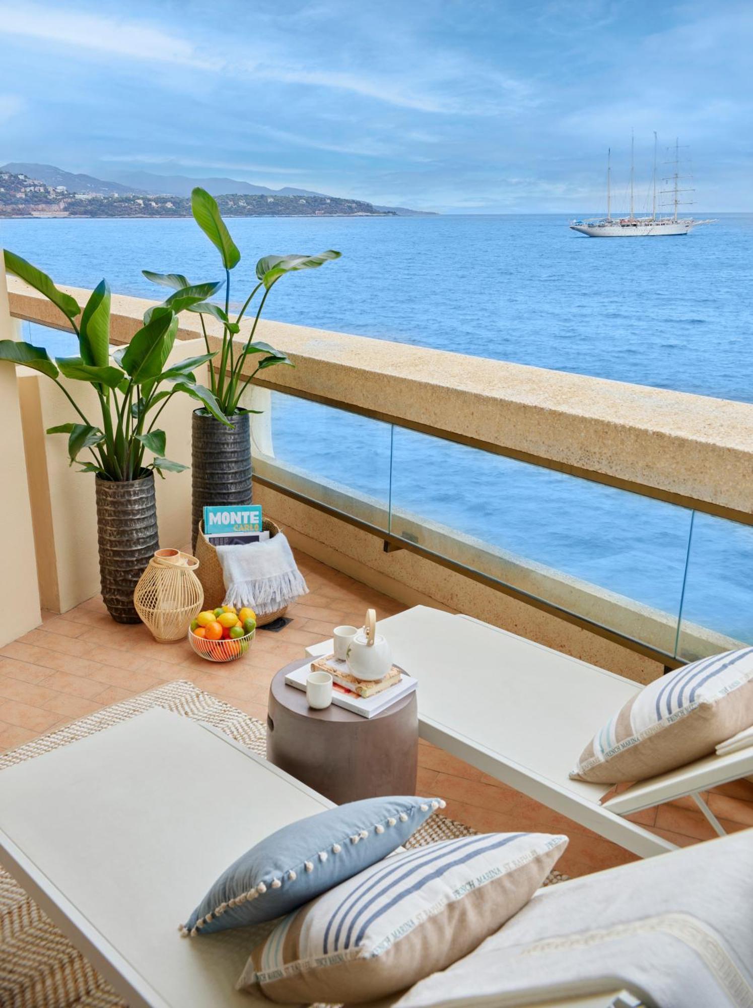 Fairmont Hotel 4*