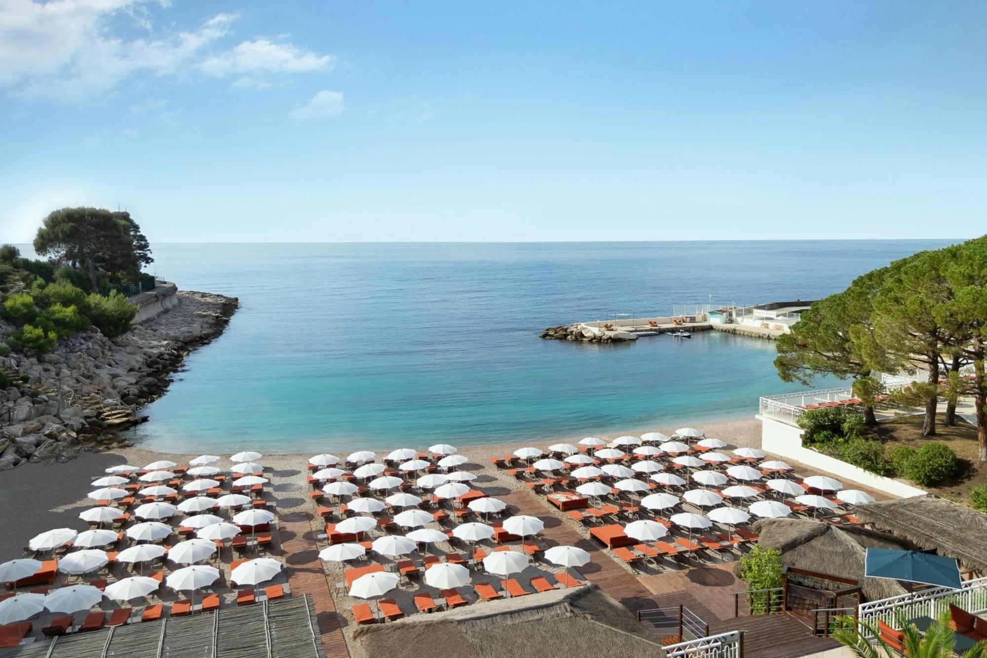 Le Meridien Plaza